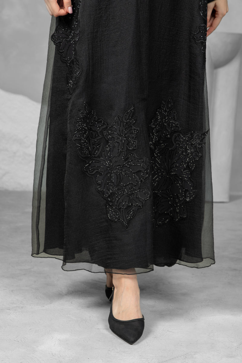 Noir Elegance Abaya