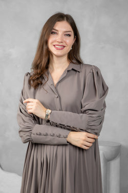 Classic Abaya – Premium Nida Korean Fabric with Modern Sleeve Design