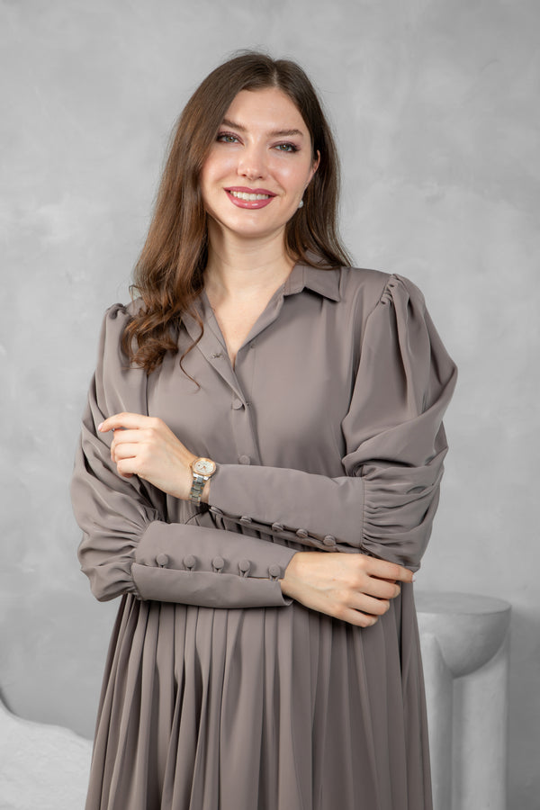 Classic Abaya – Premium Nida Korean Fabric with Modern Sleeve Design