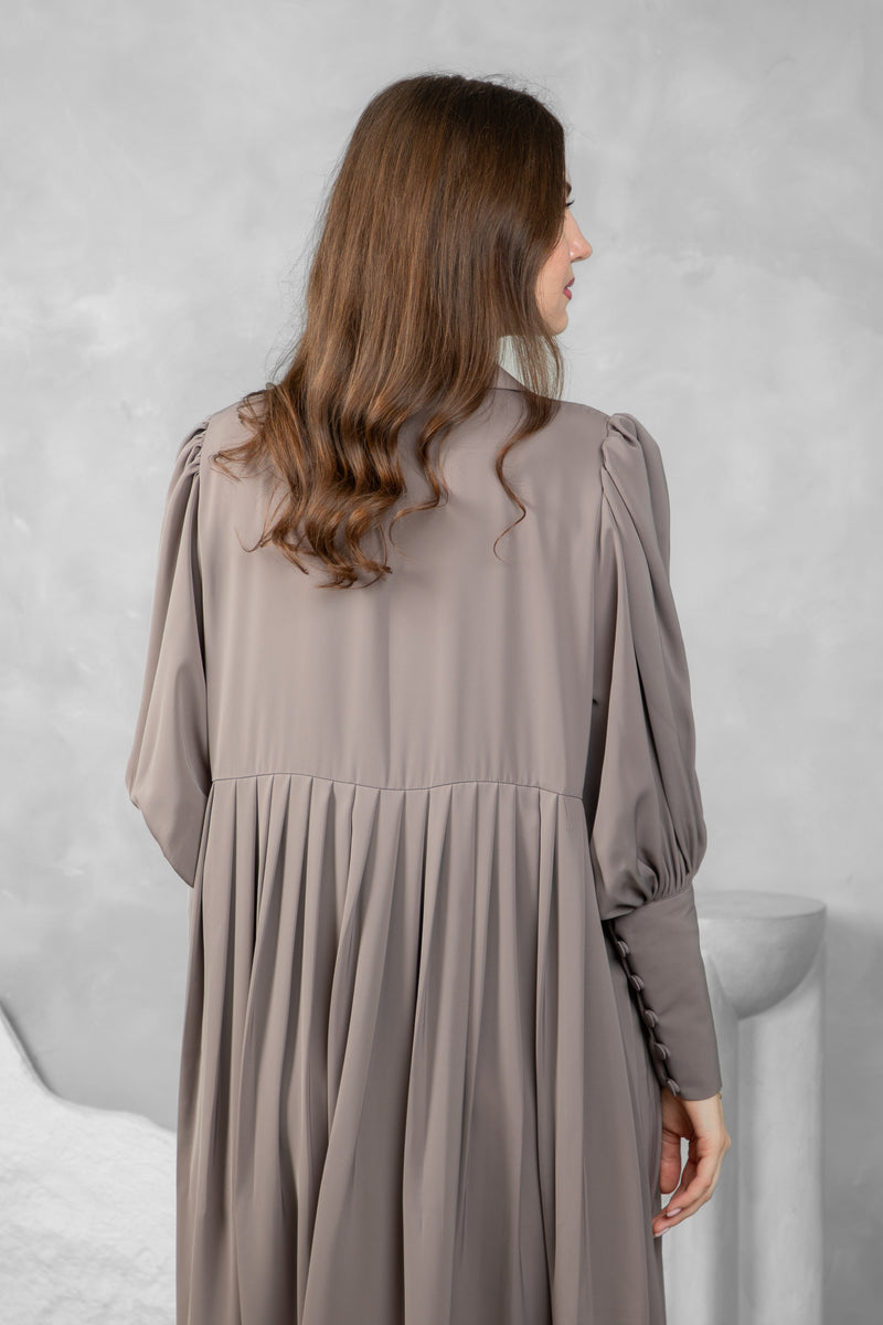 Classic Abaya – Premium Nida Korean Fabric with Modern Sleeve Design