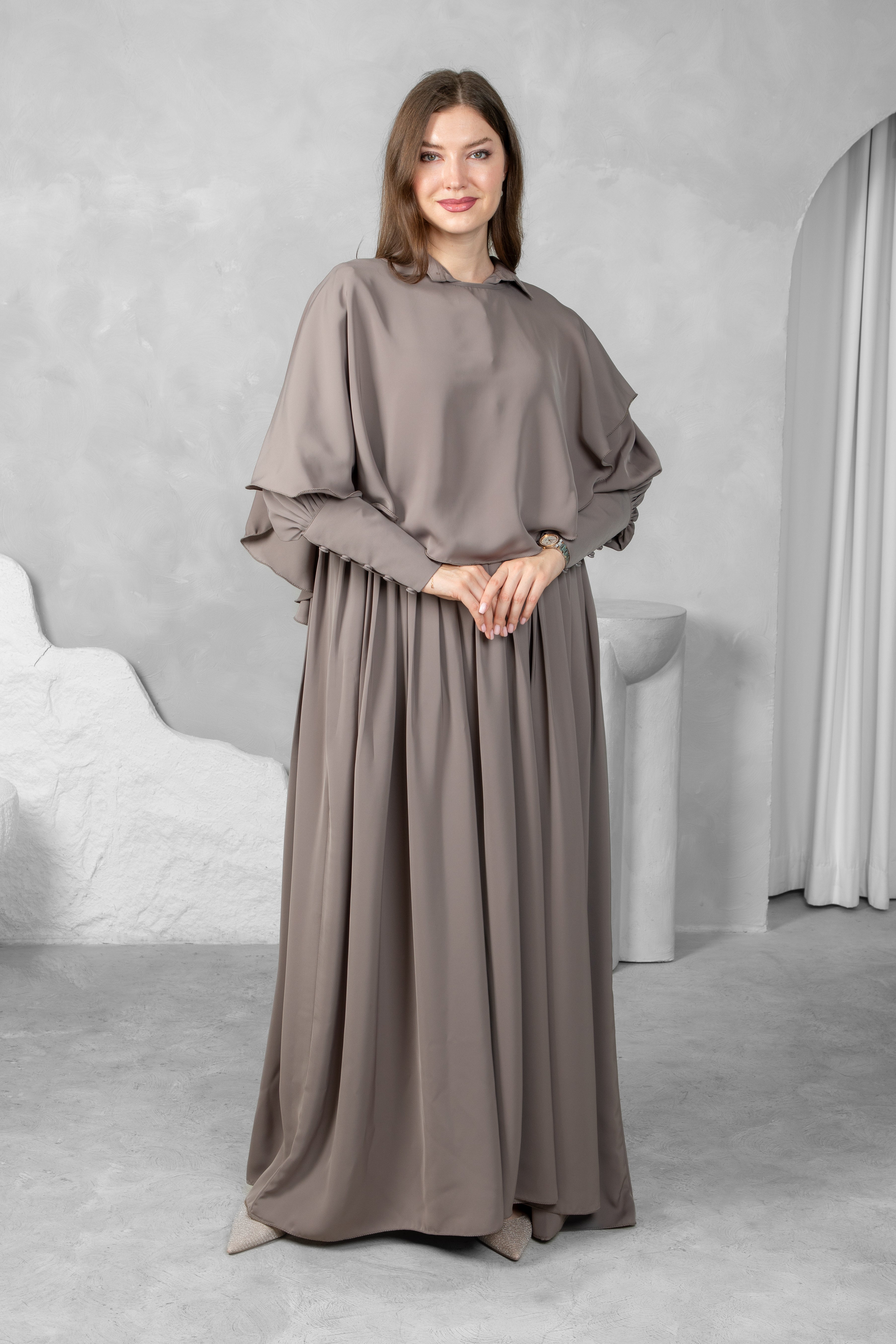 Classic Abaya – Premium Nida Korean Fabric with Modern Sleeve Design
