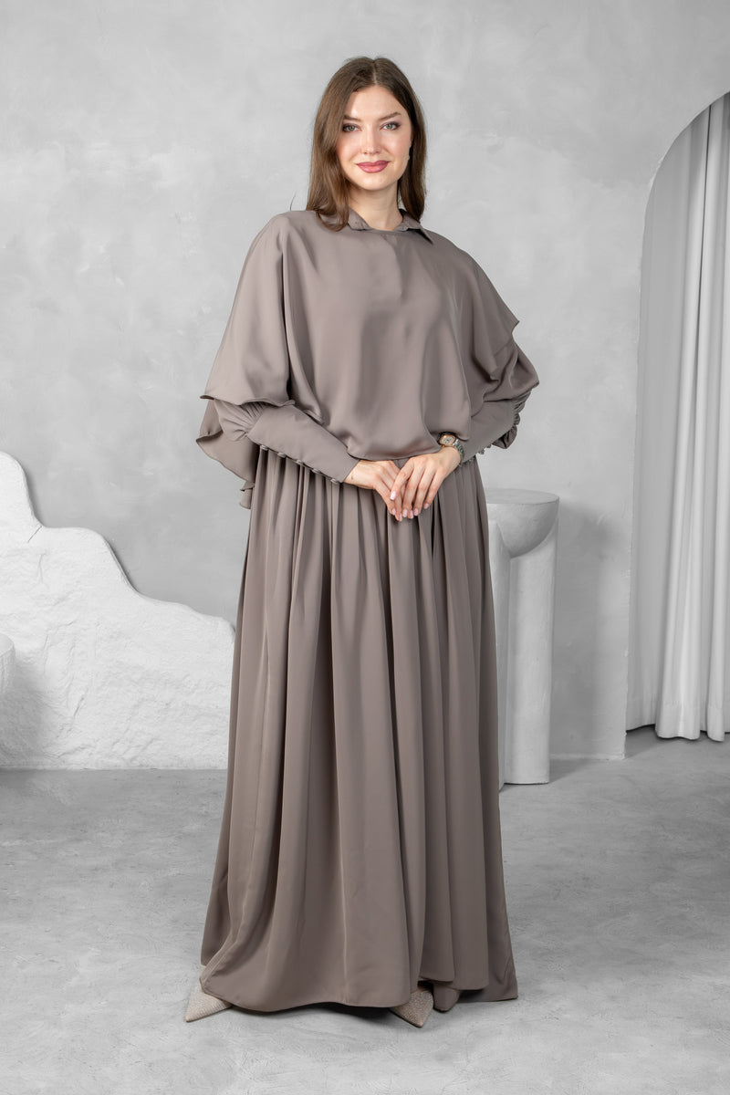 Classic Abaya – Premium Nida Korean Fabric with Modern Sleeve Design