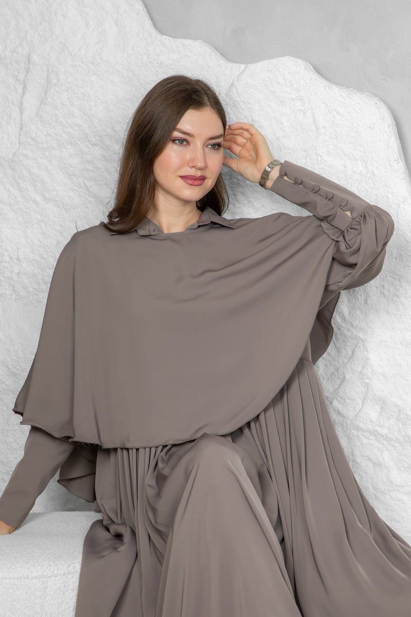Classic Abaya – Premium Nida Korean Fabric with Modern Sleeve Design