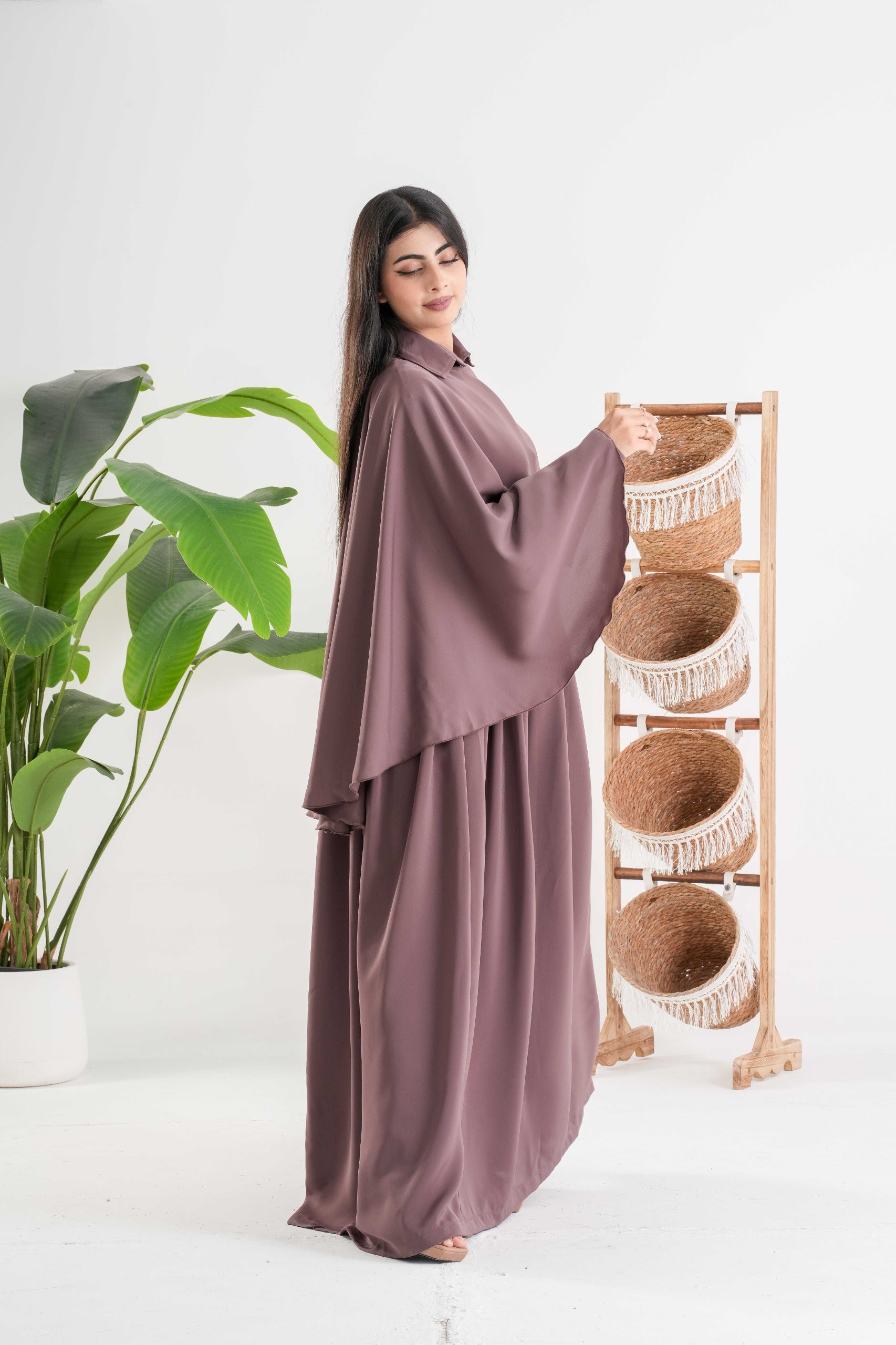 Luna Flow Abaya | عباية لونا