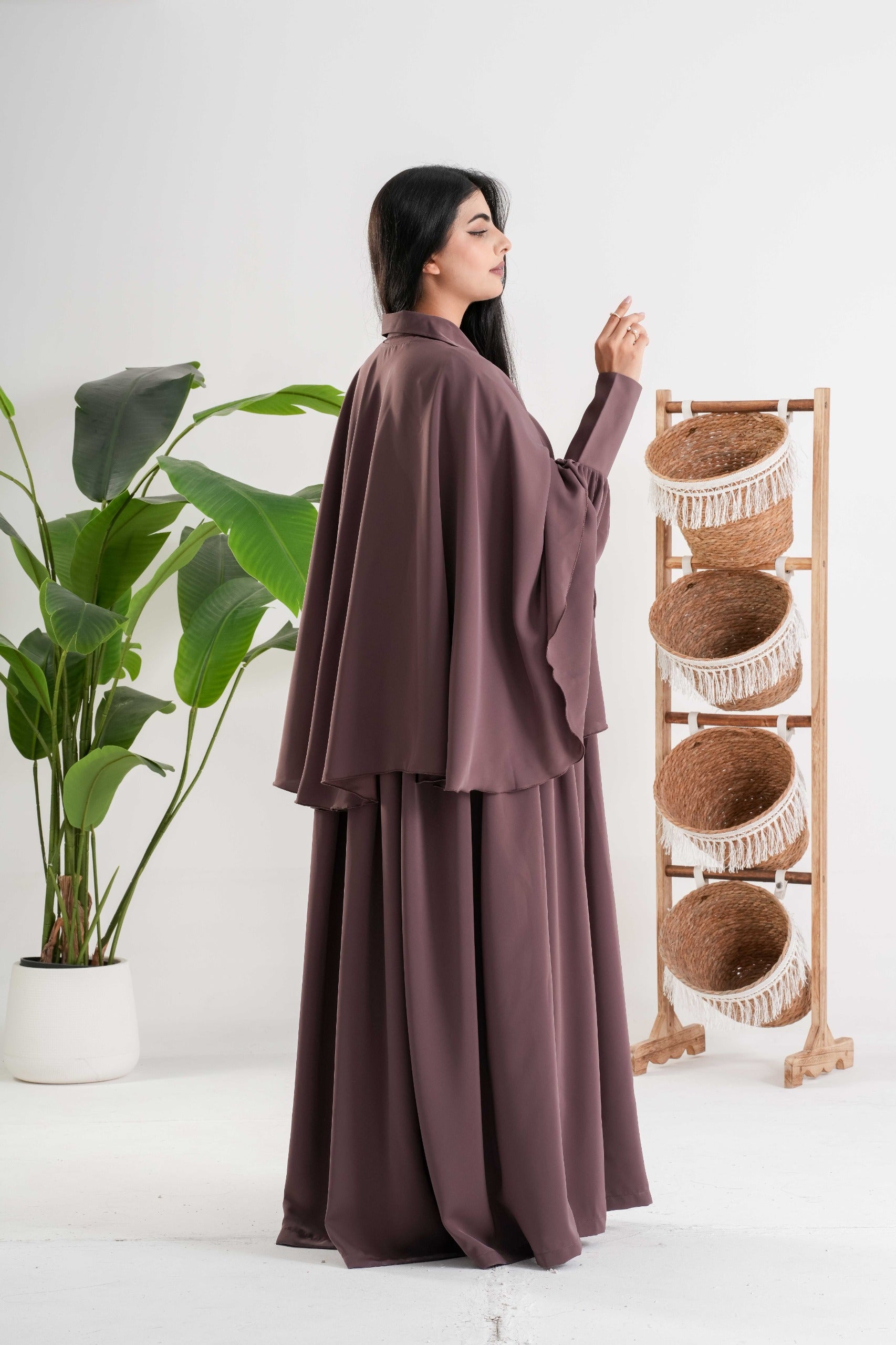 Luna Flow Abaya | عباية لونا