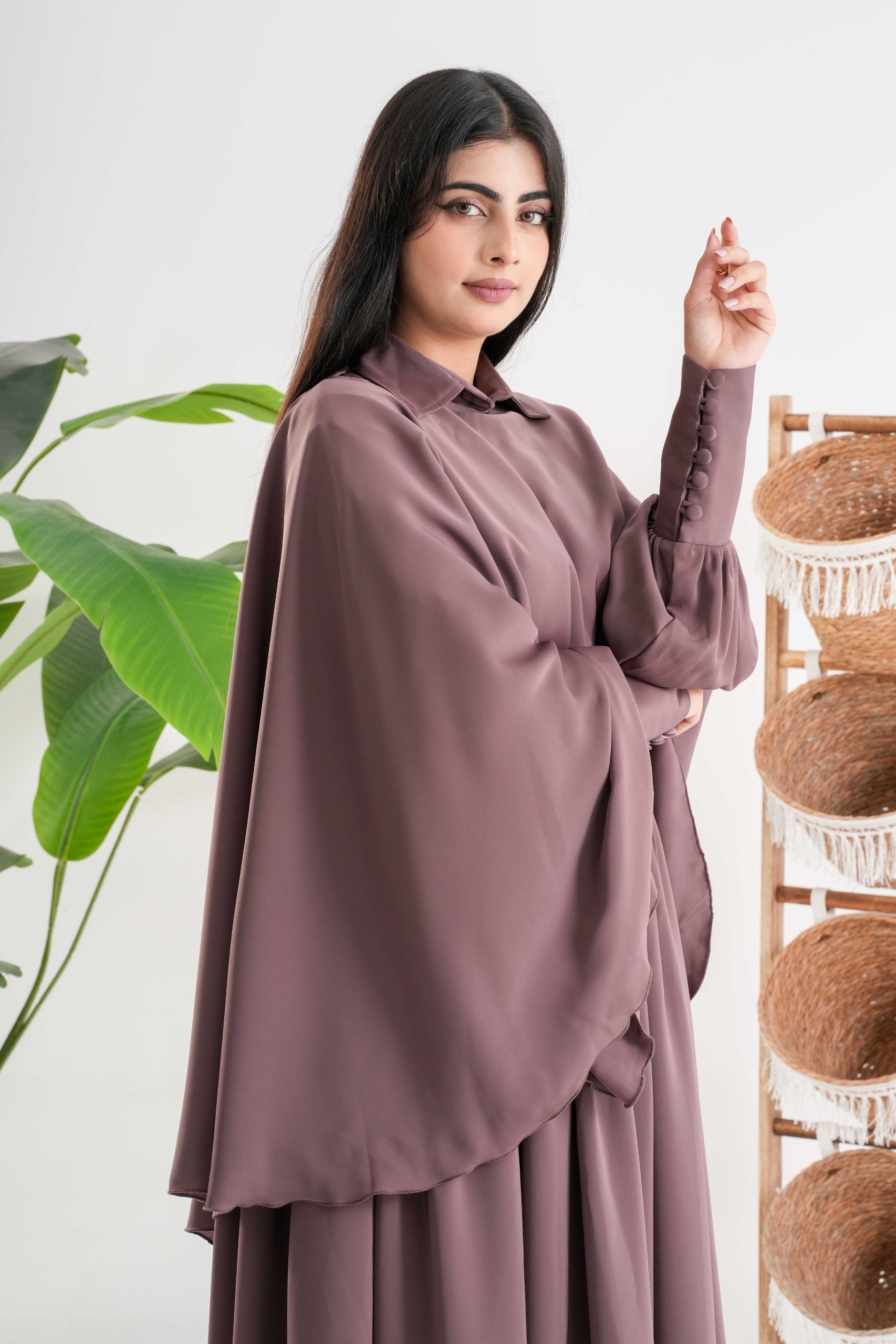 Luna Flow Abaya | عباية لونا