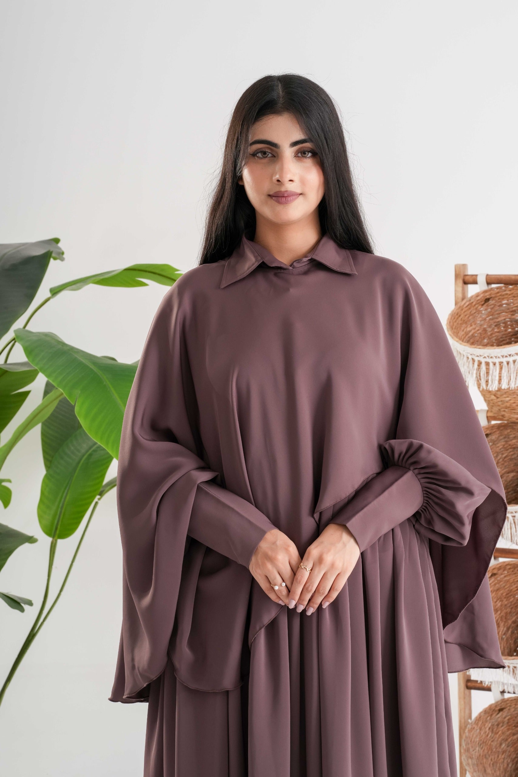 Luna Flow Abaya | عباية لونا