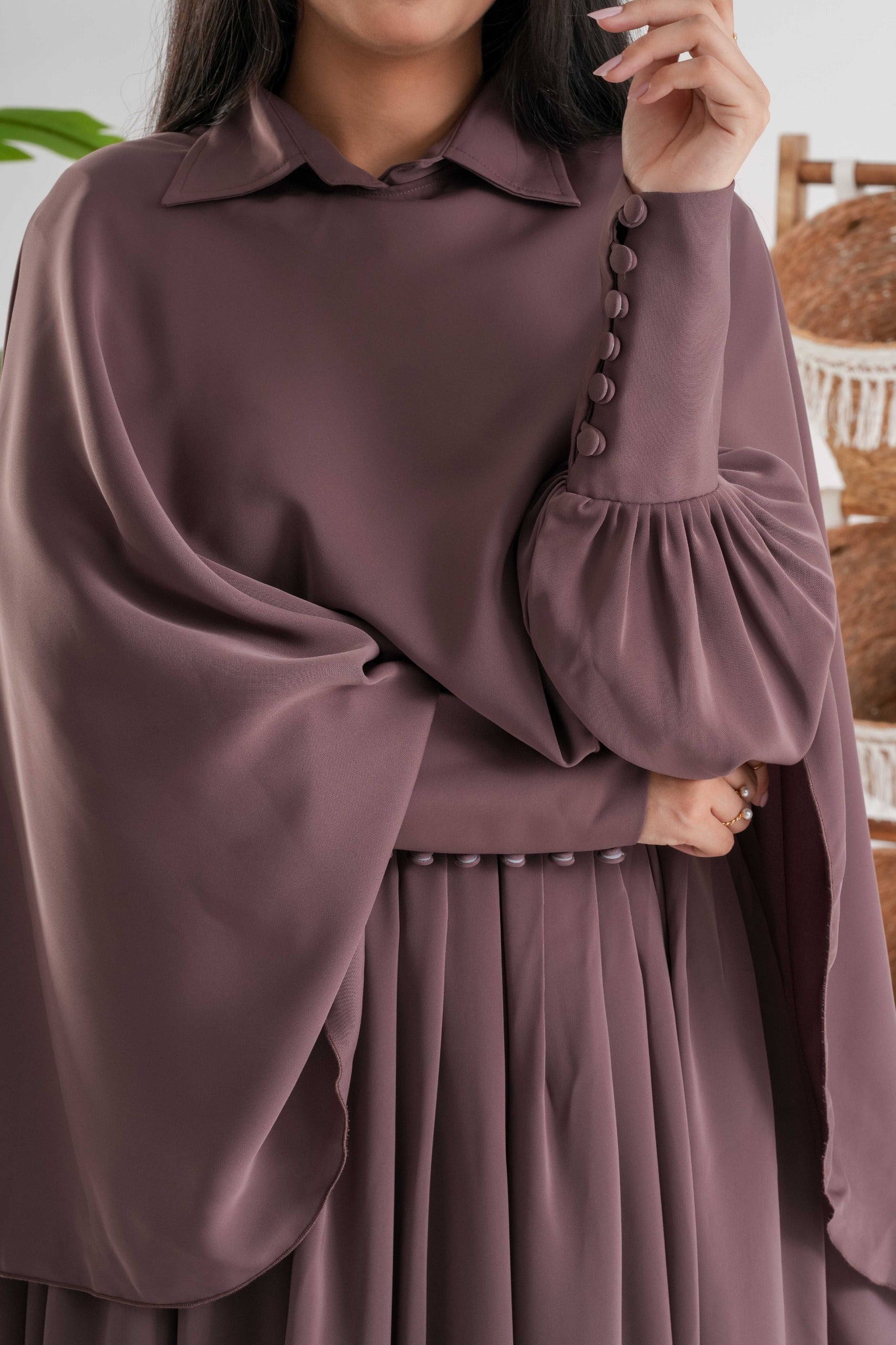 Luna Flow Abaya | عباية لونا