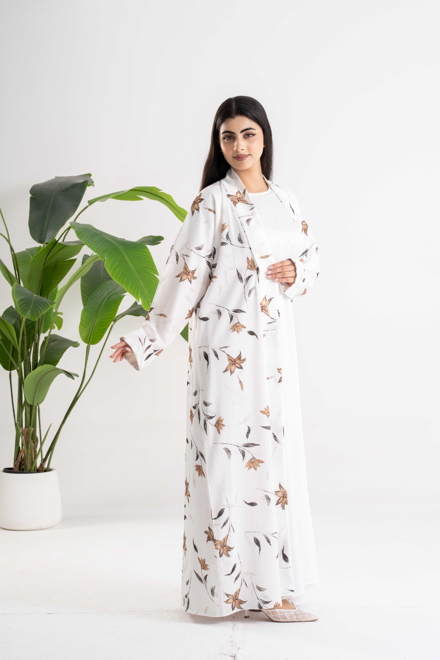 Ivory Bloom Abaya | عباية إيفوري بلوم