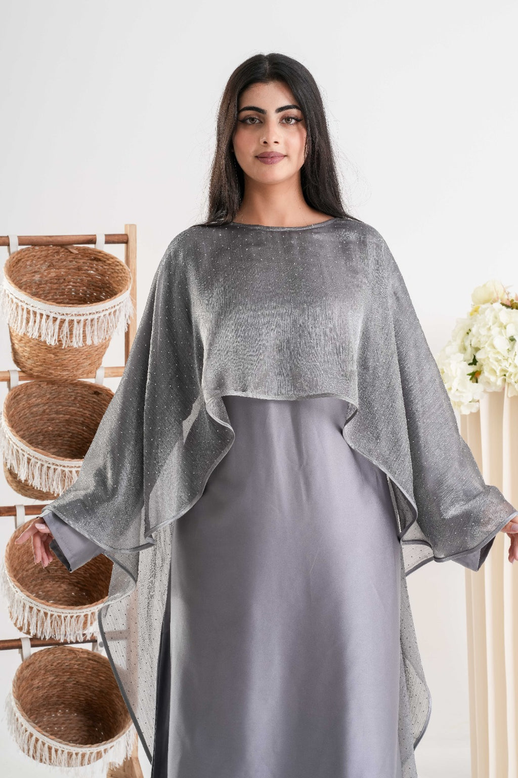 Elegant Grey Abaya عباية رمادية أنيقة