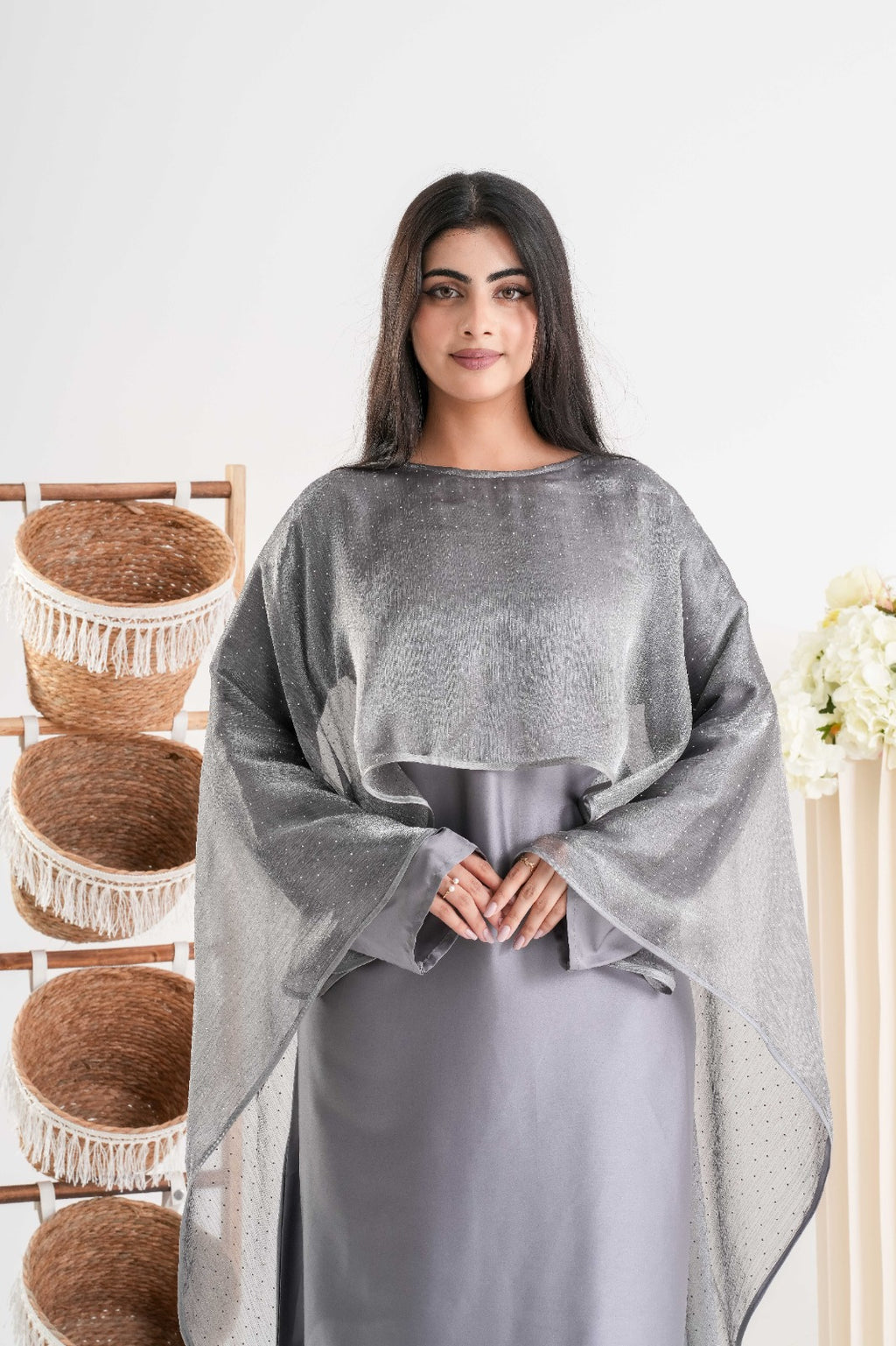 Elegant Grey Abaya عباية رمادية أنيقة
