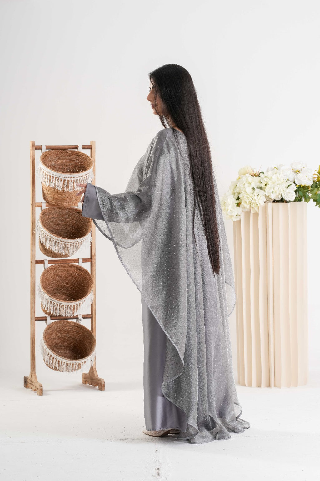Elegant Grey Abaya عباية رمادية أنيقة