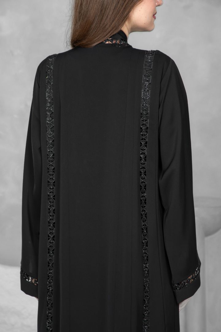 Black Abaya – Premium Nida Korean Fabric with Elegant Lace | Luxury Abaya Online